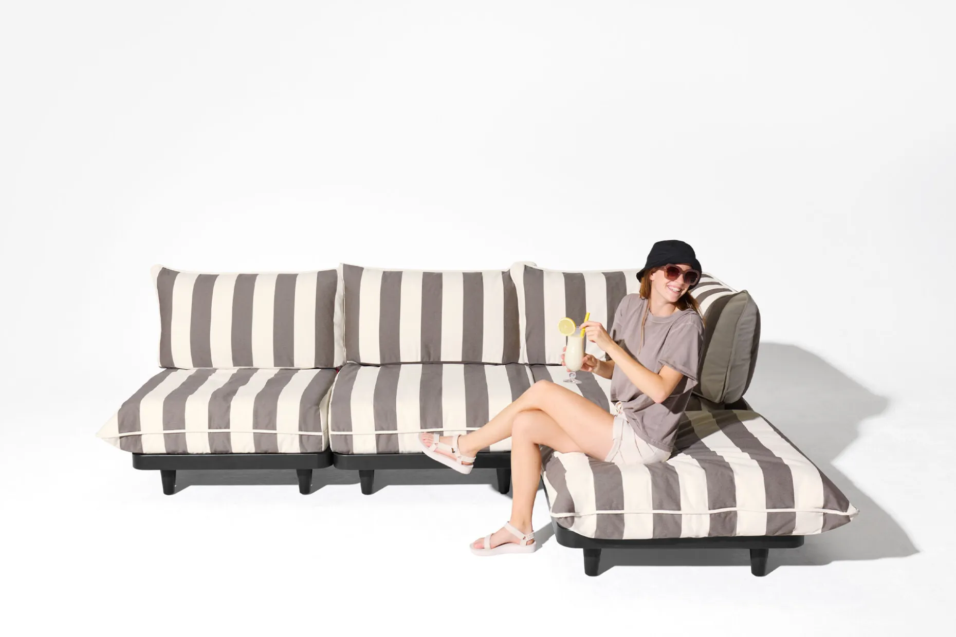 Paletti Set Medium + Table Modulaire loungeset voor buiten, 190x190x90 cm