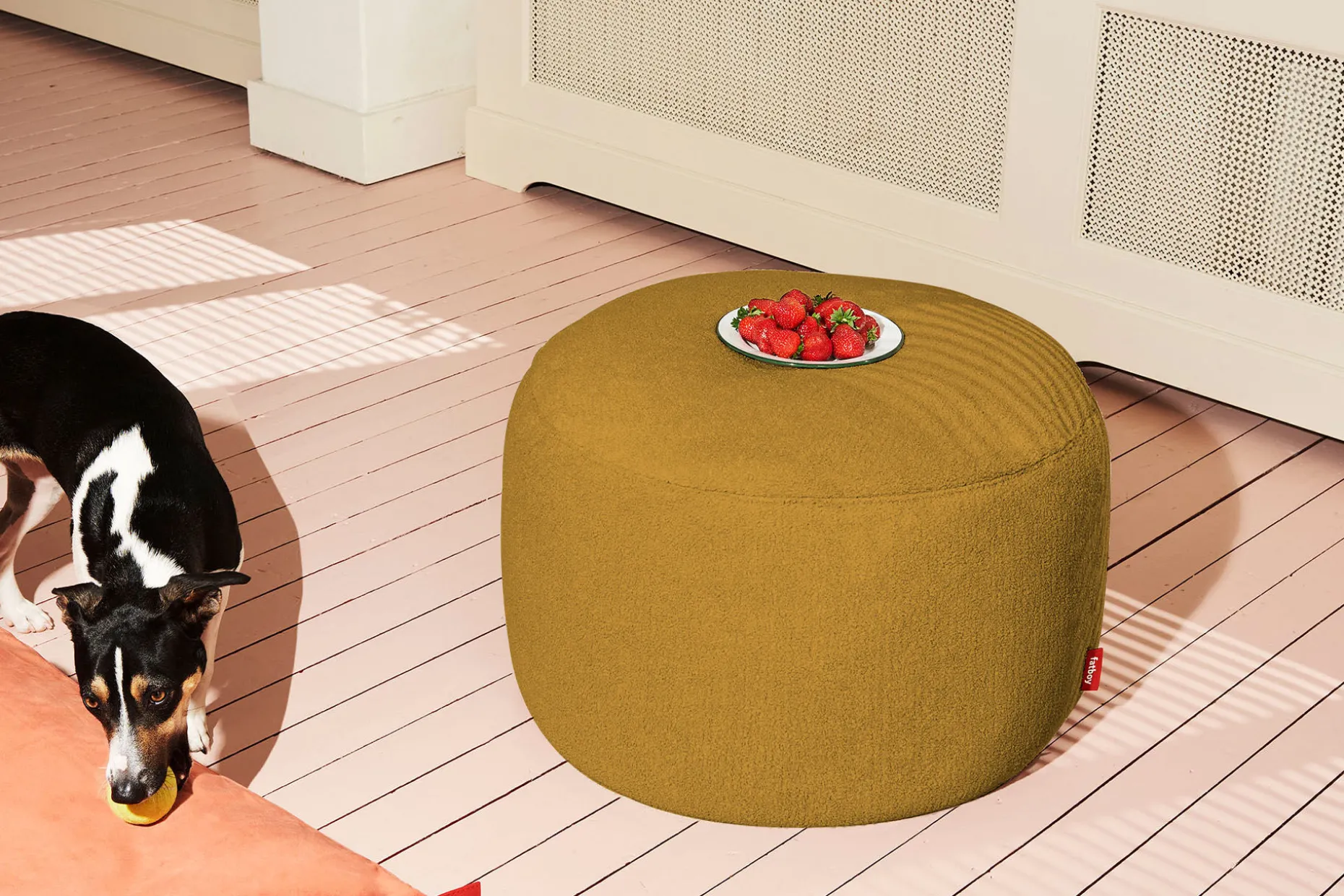 Point Large Sherpa Grote poef voor binnen, goud, 70x70x40 cm