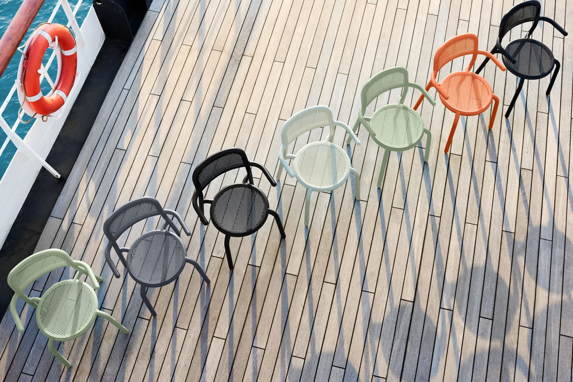 Toní Armchair Tuinstoel met armleuning, groen, 59.5x54.5x80.5 cm