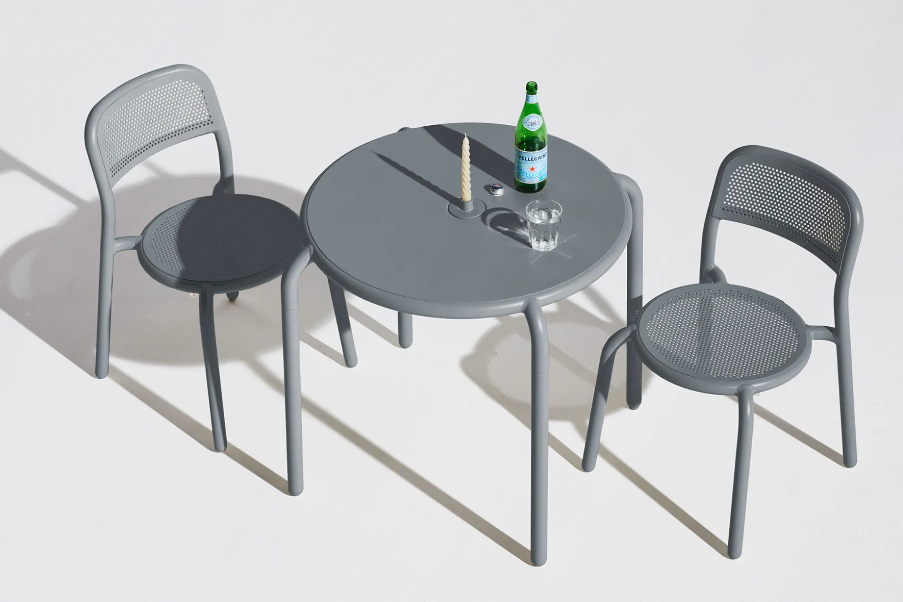 Toní Bistreau Kleine tuintafel, grijs, 80x80x76 cm